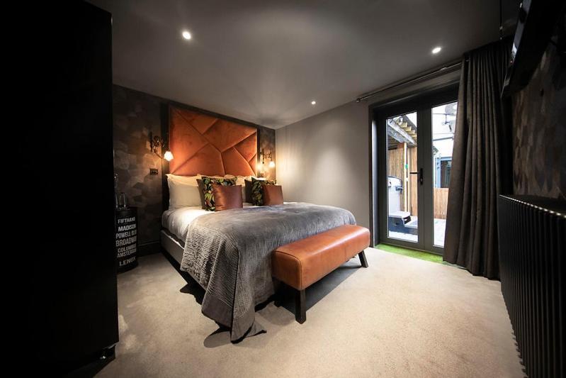 The Bells - Luxury Serviced Apartments Leeds  Eksteriør bilde