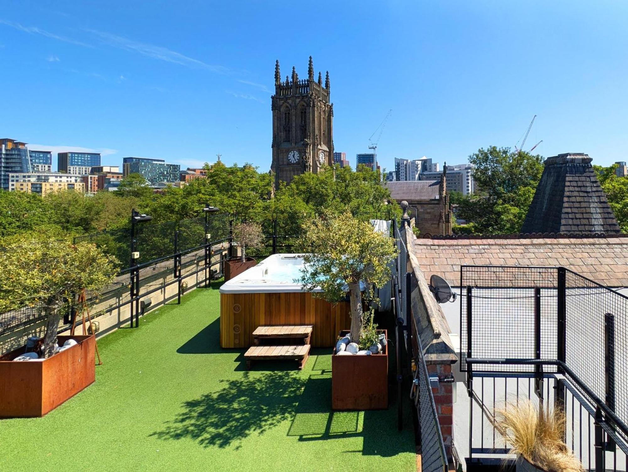 The Bells - Luxury Serviced Apartments Leeds  Eksteriør bilde